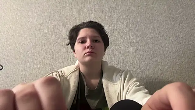 Snapshot of LizCumens chatting on 05-25-26, 12:43 LizCumens online show from 05-25-26, 12:43