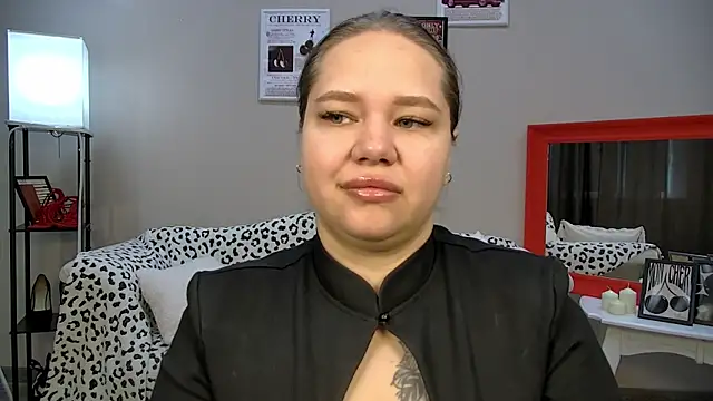 Snapshot of DianaKristol chatting on 06-30-26, 06:24 DianaKristol online show from 06-30-26, 06:24