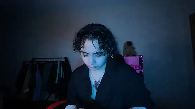 Snapshot of _ELIGOS_ chatting on 06-14-26, 08:43 ELIGOS online show from 06-14-26, 08:43