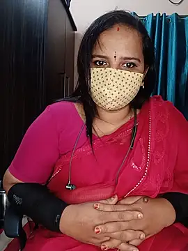 Snapshot of pirainilla chatting on 06-14-26, 04:30 pirainilla online show from 06-14-26, 04:30