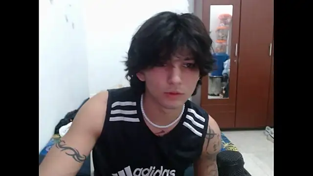 Snapshot of Archangel__ chatting on 05-21-26, 04:10 Archangel online show from 05-21-26, 04:10