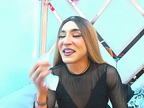 Georgina giio  online show from 05-28-26, 05:15