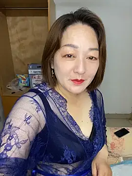 Snapshot of Ruyier chatting on 05-31-26, 02:56 Ruyier online show from 05-31-26, 02:56