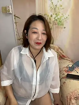 Snapshot of Ruyier chatting on 06-23-26, 07:06 Ruyier online show from 06-23-26, 07:06