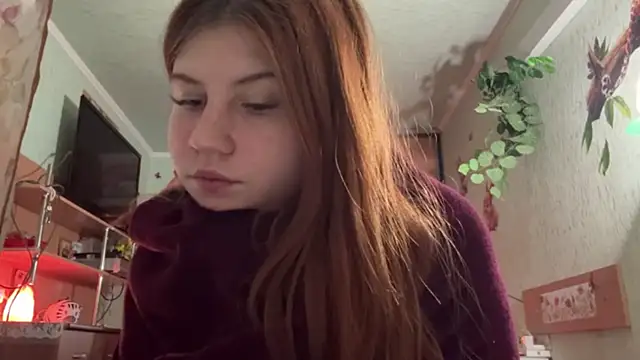 Snapshot of EmmaLovelyBB chatting on 05-15-26, 08:51 EmmaLovelyBB online show from 05-15-26, 08:51