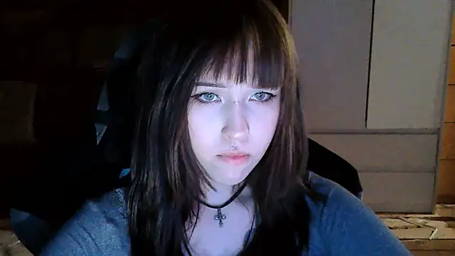 NoirEva online show from 05-20-26, 07:11