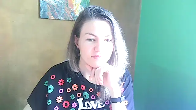 Margarett online show from 05-22-26, 10:24