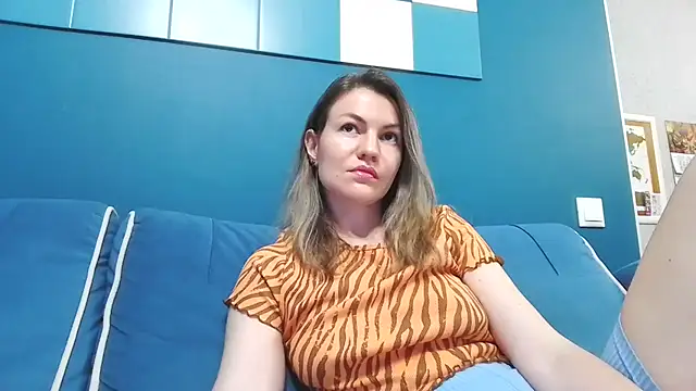Margarett online show from 05-13-26, 04:58