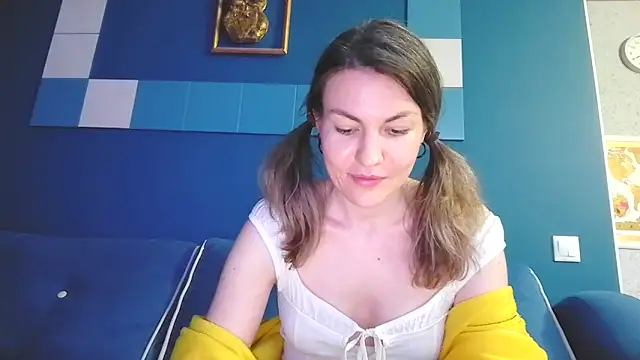 Margarett online show from 05-26-26, 05:00