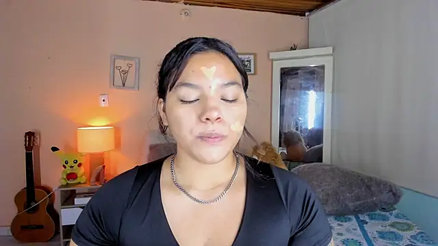 Snapshot of naomy_ruiz_ chatting on 05-26-26, 11:52 naomy ruiz online show from 05-26-26, 11:52