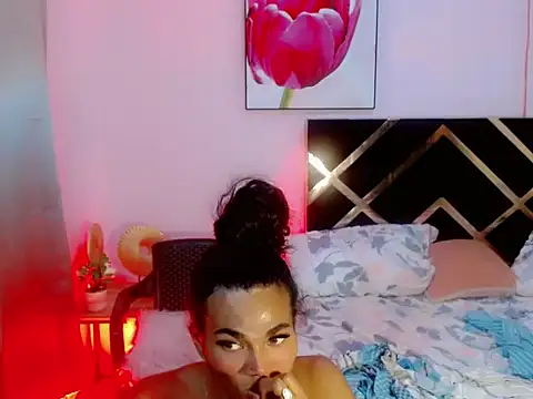 Snapshot of dani_exmixt chatting on 05-21-26, 03:20 dani exmixt online show from 05-21-26, 03:20
