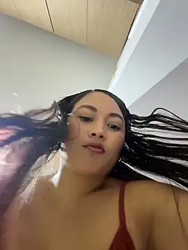 Snapshot of Tatiana123_ chatting on 06-03-26, 10:47 Tatiana123 online show from 06-03-26, 10:47