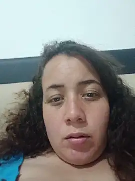 Snapshot of amaia_15 chatting on 06-17-26, 11:25 amaia 15 online show from 06-17-26, 11:25
