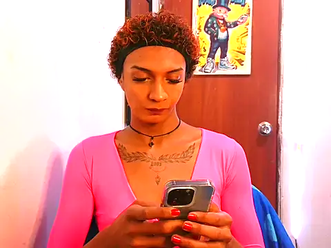 Snapshot of Alexxasexy chatting on 06-18-26, 07:52 Alexxasexy online show from 06-18-26, 07:52