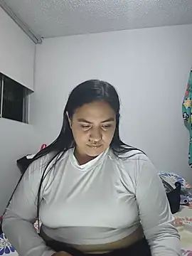 Snapshot of LorenMishelle chatting on 06-14-26, 03:08 LorenMishelle online show from 06-14-26, 03:08