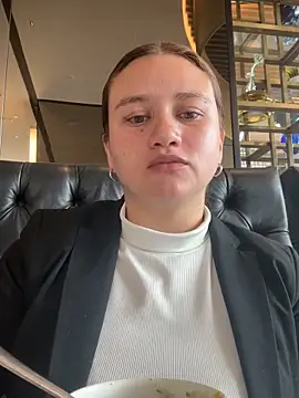Sami ferrer online show from 05-16-26, 05:34
