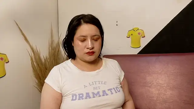Laura  Castillo  online show from 07-02-26, 12:55