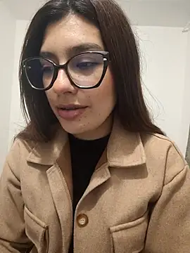 Snapshot of cutetemari chatting on 06-11-26, 01:38 cutetemari online show from 06-11-26, 01:38