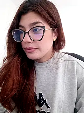 Snapshot of cutetemari chatting on 05-31-26, 08:20 cutetemari online show from 05-31-26, 08:20