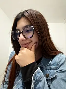 Snapshot of cutetemari chatting on 06-12-26, 02:20 cutetemari online show from 06-12-26, 02:20
