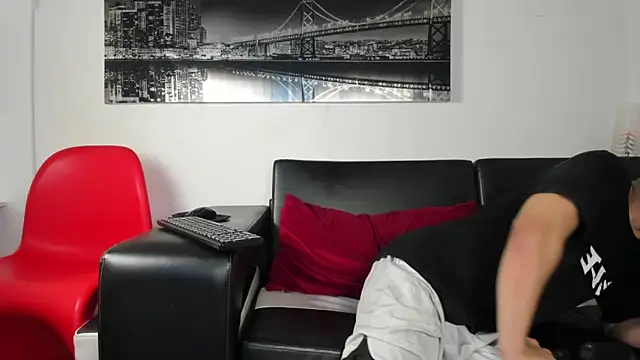 Snapshot of rocco_gym chatting on 06-15-26, 07:13 rocco gym online show from 06-15-26, 07:13