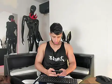 Snapshot of gato_pascal chatting on 06-15-26, 08:19 gato pascal online show from 06-15-26, 08:19
