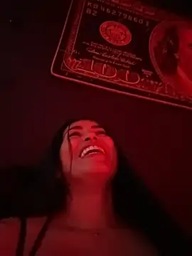 areviklusine1 online show from 06-12-26, 11:24