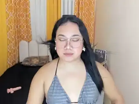 Snapshot of BigCockLexie chatting on 05-17-26, 11:10 BigCockLexie online show from 05-17-26, 11:10