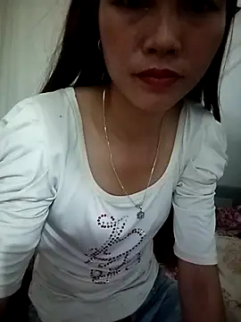 Snapshot of Suly-sweet chatting on 06-05-26, 09:20 Suly-sweet online show from 06-05-26, 09:20