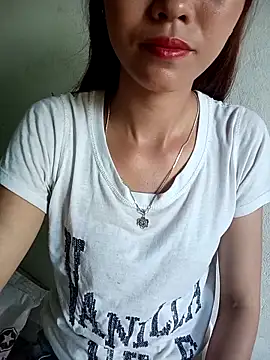 Snapshot of Suly-sweet chatting on 05-31-26, 08:42 Suly-sweet online show from 05-31-26, 08:42