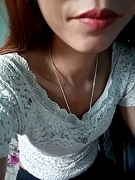 Snapshot of Suly-sweet chatting on 06-22-26, 11:35 Suly-sweet online show from 06-22-26, 11:35