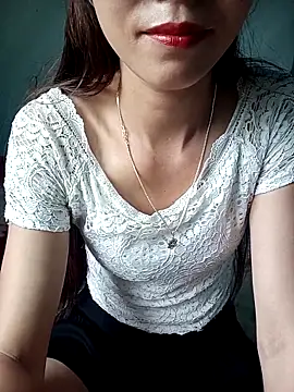 Snapshot of Suly-sweet chatting on 06-14-26, 12:29 Suly-sweet online show from 06-14-26, 12:29