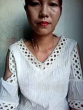 Snapshot of Suly-sweet chatting on 06-03-26, 10:38 Suly-sweet online show from 06-03-26, 10:38