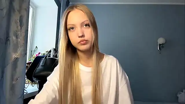 Snapshot of NievesHackey chatting on 06-09-26, 01:34 NievesHackey online show from 06-09-26, 01:34
