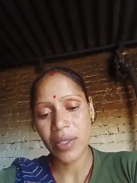 Snapshot of New-pari012 chatting on 06-09-26, 03:18 New-pari012 online show from 06-09-26, 03:18