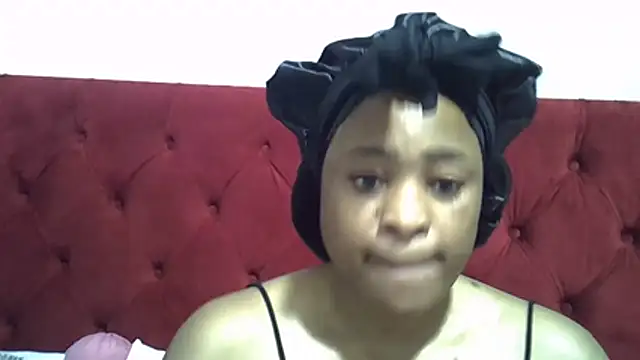 Queenleahx online show from 05-30-26, 06:53