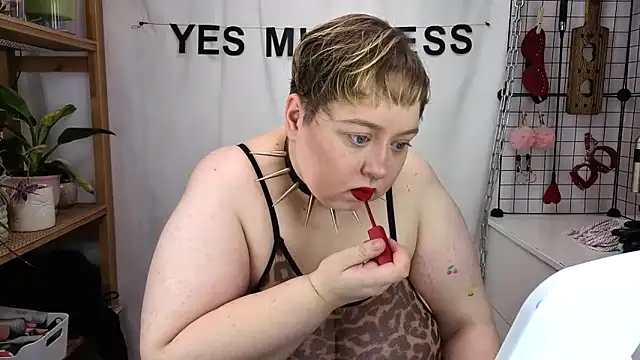 mistress molly online show from 05-18-26, 11:48