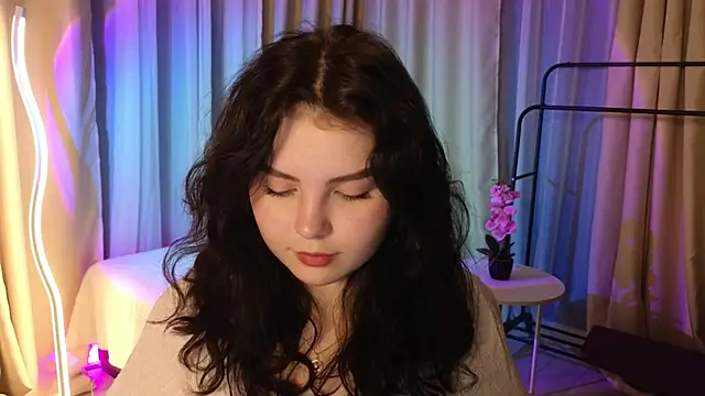 Snapshot of lollyy_pop chatting on 06-06-26, 01:33 lollyy pop online show from 06-06-26, 01:33