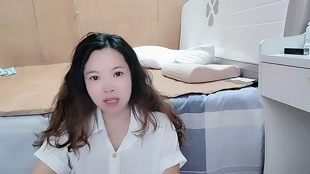 Snapshot of F-Yingying chatting on 05-30-26, 08:09 F-Yingying online show from 05-30-26, 08:09