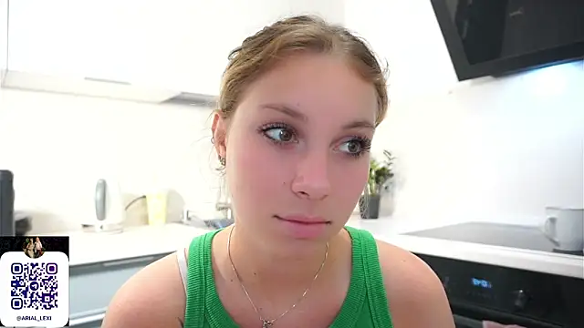 Sairallyn online show from 07-27-26, 02:35