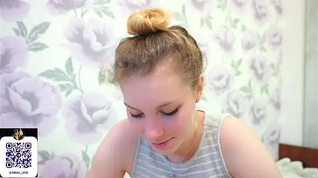 Sairallyn online show from 07-13-26, 03:33
