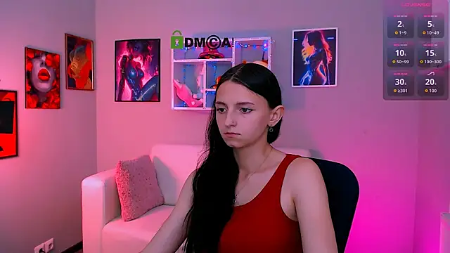 Snapshot of caroline_honeyy chatting on 06-08-26, 01:00 caroline honeyy online show from 06-08-26, 01:00