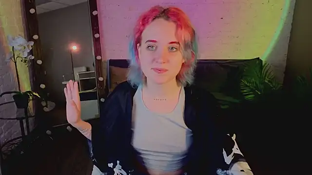 Snapshot of ScarlettSparkss chatting on 05-22-26, 05:27 ScarlettSparkss online show from 05-22-26, 05:27