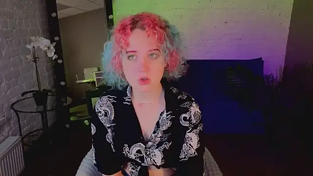Snapshot of ScarlettSparkss chatting on 05-27-26, 05:37 ScarlettSparkss online show from 05-27-26, 05:37