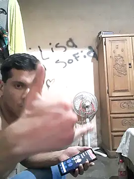Snapshot of HuffishStammer chatting on 07-30-26, 06:23 HuffishStammer online show from 07-30-26, 06:23