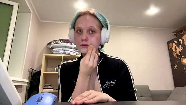 Snapshot of CuteLilit chatting on 07-06-26, 08:00 CuteLilit online show from 07-06-26, 08:00