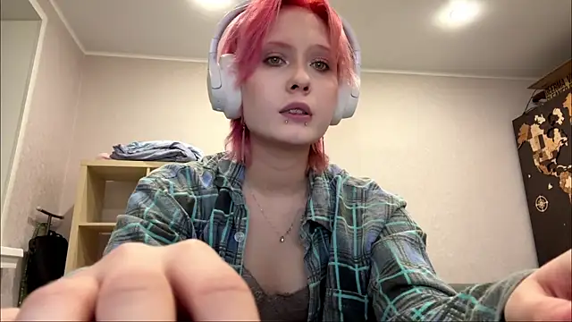 Snapshot of CuteLilit chatting on 06-20-26, 09:31 CuteLilit online show from 06-20-26, 09:31