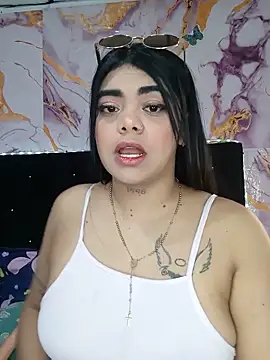 Snapshot of luxuryluna chatting on 05-26-26, 11:14 luxuryluna online show from 05-26-26, 11:14