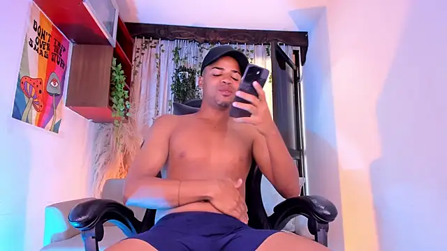 TaylorClay  online show from 05-24-26, 03:45