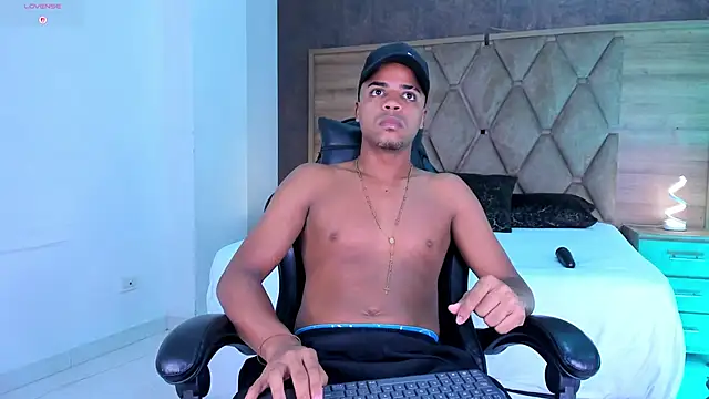 TaylorClay  online show from 05-23-26, 01:32